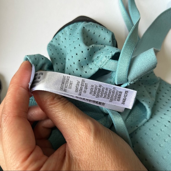Victoria Secret Strappy Sports Bra Blue 34B - Picture 8 of 9